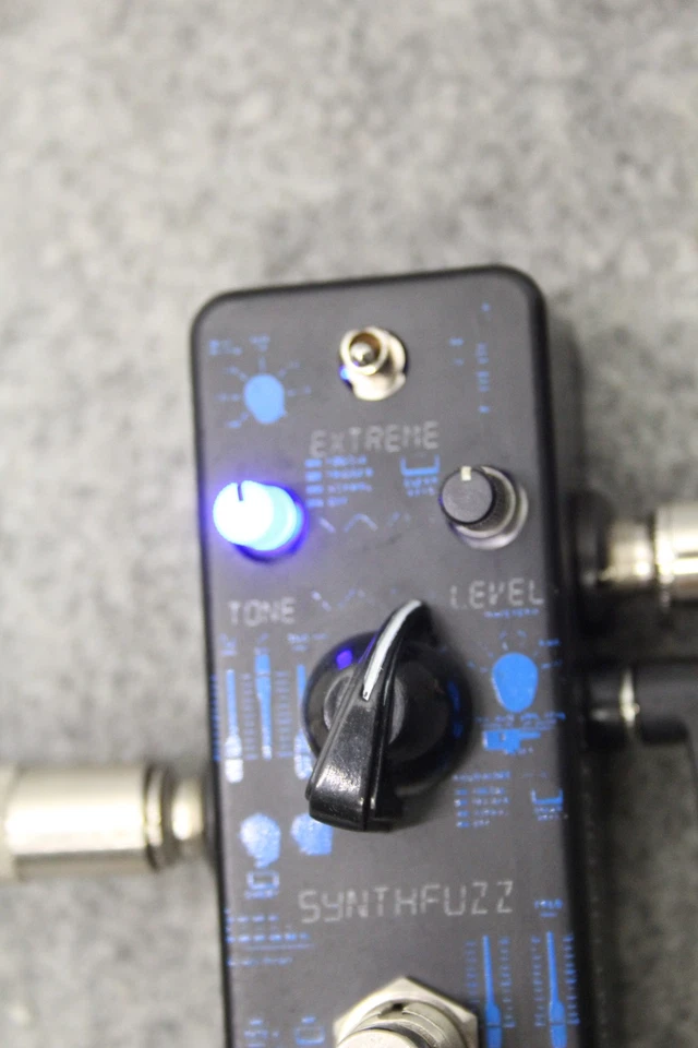 F-Audio Labs F-Pedals Synthfonia Synth Fuzz Mini Guitar Pedal - image 2 of 4