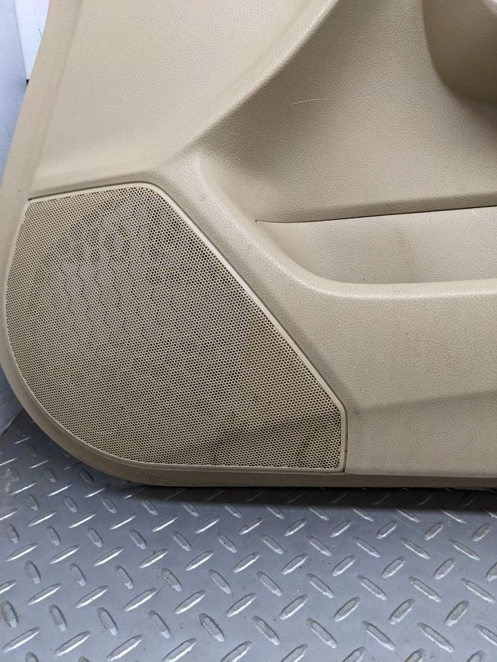 2010 Honda Accord Front Passenger Right Door Trim Panel 1169944 - Image 2 of 4