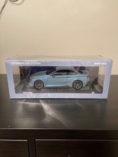 BMW 2002 Hommage Collection 1:18 Scale car blue