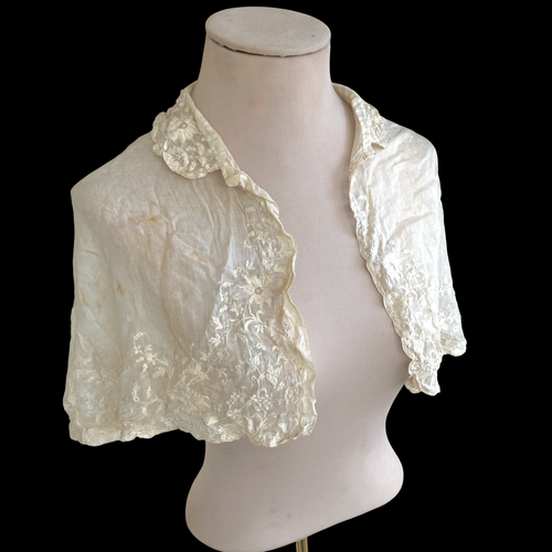 Antique Lace Bertha Cape Collar Capelet Veil Edwardian Victorian Bridal
