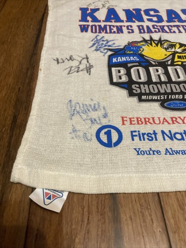 Autographed KU Jayhawks Women’s Basketball Team Towel 06 07 08 Kansas University - Picture 5 of 16