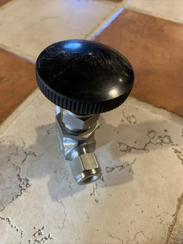 Brand New! Swagelok  1/2” Stainless Needle Valve 5000psi  • SS-1RM6-S6 - Image 3 of 4