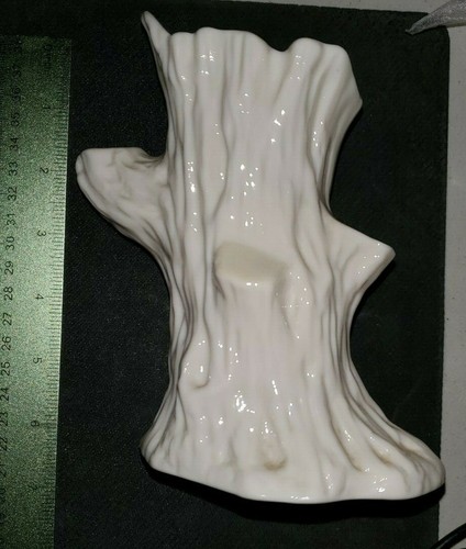 Belleek Ireland Tree Trunk Vase - Picture 5 of 8