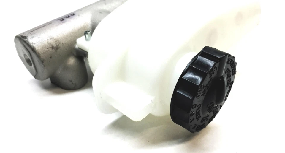 Cilindro mestre de freio Wagner F131512 (MC131512) NOS - Imagem 2 de 4