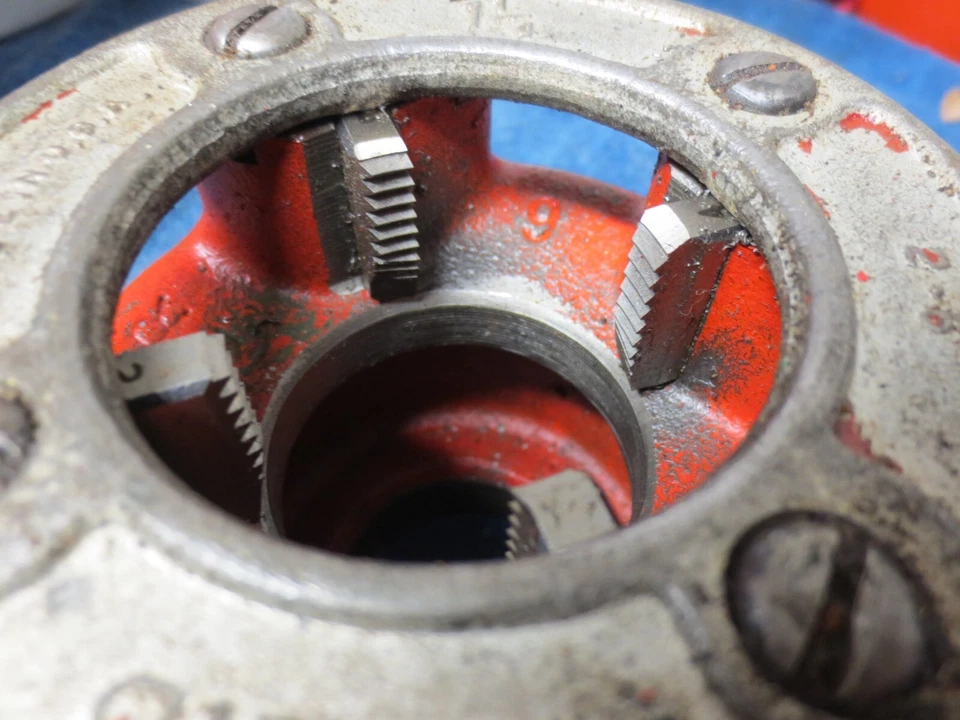 Ridgid 12R 2" Die Head for Ratchet Hand Pipe Threader NPSM Thread - Image 2 of 4