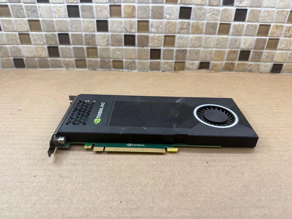 PNY NVIDIA NVS810 NVS 810 8x Mini DP PCIE 3.0 4GB VCNVS810 Graphics Video Card - Image 4 of 4