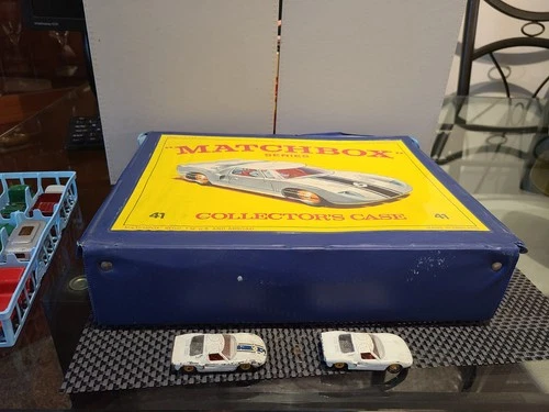 Old Matchbox Lesney Joblot Vintage Cars and  48 carry case