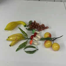VTG 70’s Plastic Fruit And Vegetable Props Decorations Mushrooms Grapes Bananas
