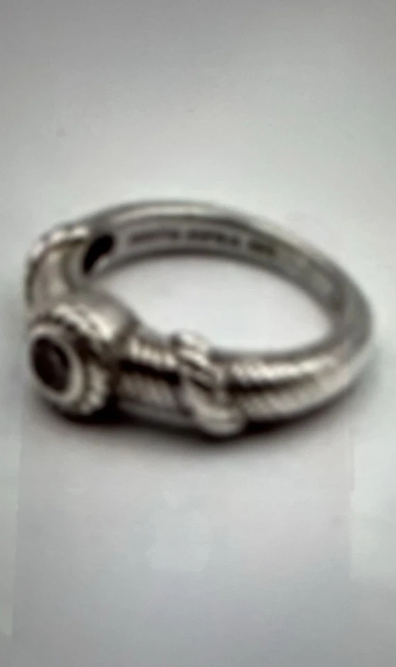 Beautiful Judith Ripka Sterling Silver Ring Size 7. - Image 4 of 4