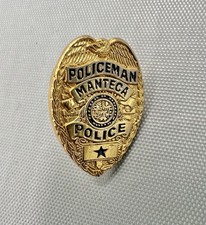 Manteca California Police Lapel Pin (24B9)