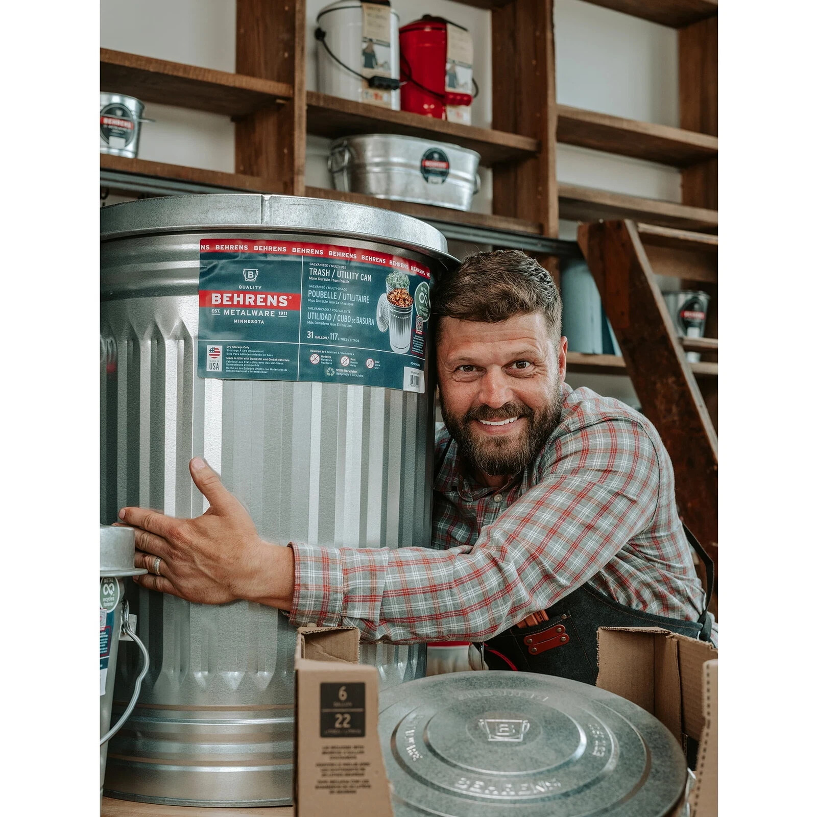 31 Gal. Galvanized Steel Round Metal Household Trash Can with Lid- New