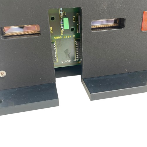 DIONEX UVD 340U CCD Module Board 9065.0104C Diodet - Picture 4 of 4