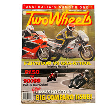 Two Wheels Motorcycle Motor Bike Magazine May 1990 FZR1000W