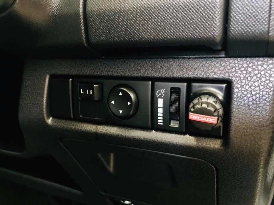 Redarc EBRH-ACCV3 Tow-Pro Elite V3 Electric Brake Controller - image 4 of 4