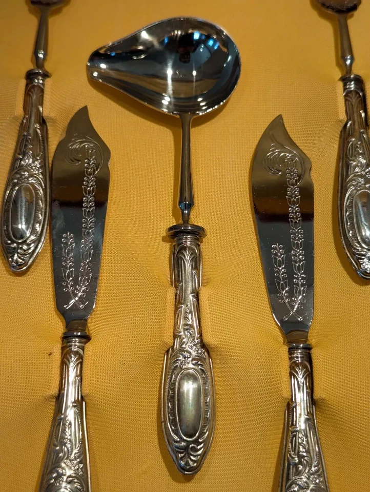 Antiguo Juego de Cubiertos Italianos Plata 800 13 Piezas - Diseño Ornamentado Foto 4 de 4