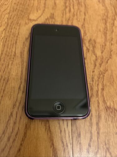 iPod Touch 4th Generation 16gb - Model A1367 bundled with a charging cable