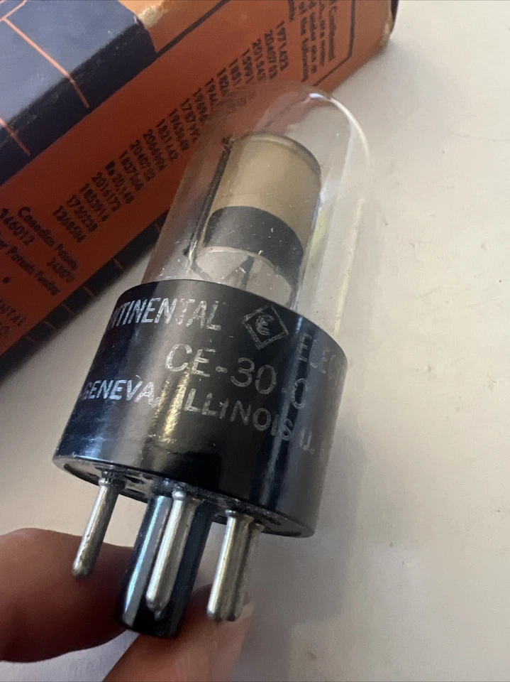 Um tubo fotográfico novo na caixa Cetron CE-30-D - Imagem 3 de 4