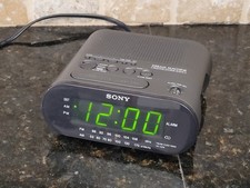Sony ICF-C218 Dream Machine AM/FM Clock Radio Auto Time Set Daylight Saving EC