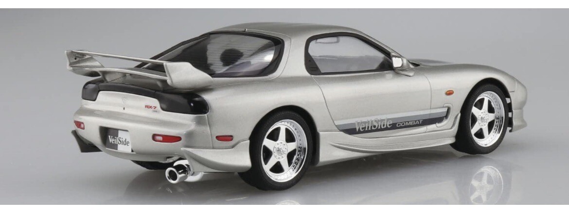 Aoshima 1:24 VeilSide Combat Model FD3S RX-7 '91 (MAZDA