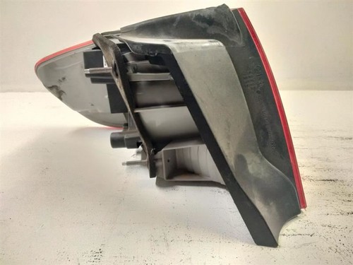 2007-2010 BMW 328i 335i E92 PASSENGER RH Side Coupe Quarter Panel Tail Lamp OEM - Picture 4 of 8