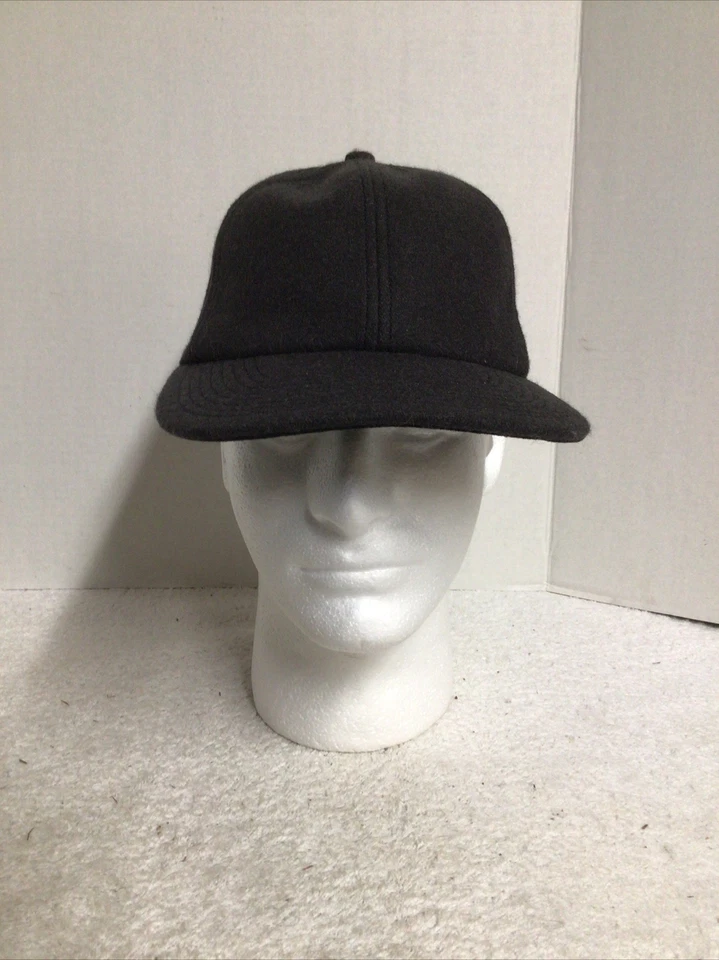 Gorra de lana Burton StrapBack negra 6 paneles correa de cuero ajustable Foto 2 de 4