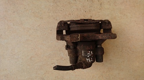 BMW E34 Bremssattel  HL hinten links Limo