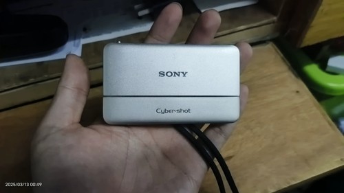Sony Cyber-shot DSC-TX55 16.2MP CMOS Vintage Digital Camera -100% Working-Silver - Picture 5 of 7