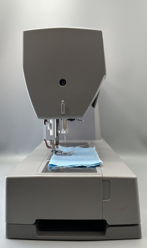 Singer 6600C Heavy Duty Computerized Sewing Machine - Picture 11 of 14