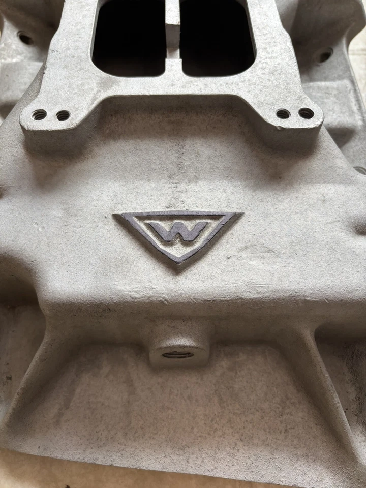 Vintage Rare Weiand Mopar 383 400 Low Deck B Block WCLSQ Intake Manifold Dodge - Image 2 of 4