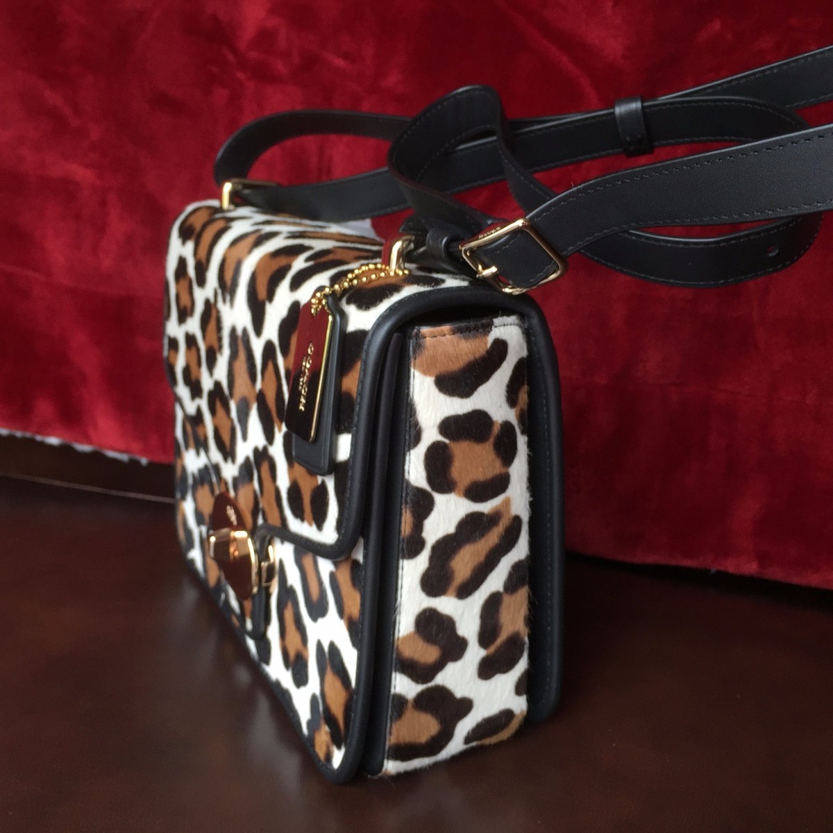 バッグ COACH One Shoulder Bag Leopard Print NWT Coach Page Shoulder Bag in Ocelot Printed Haircalf F33636 | eBay