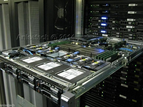 Dell PowerEdge R610 2x 6-Core XEON X5675 3.06Ghz 48GB DDR3 4x 600GB SAS H700 512 - Picture 4 of 5