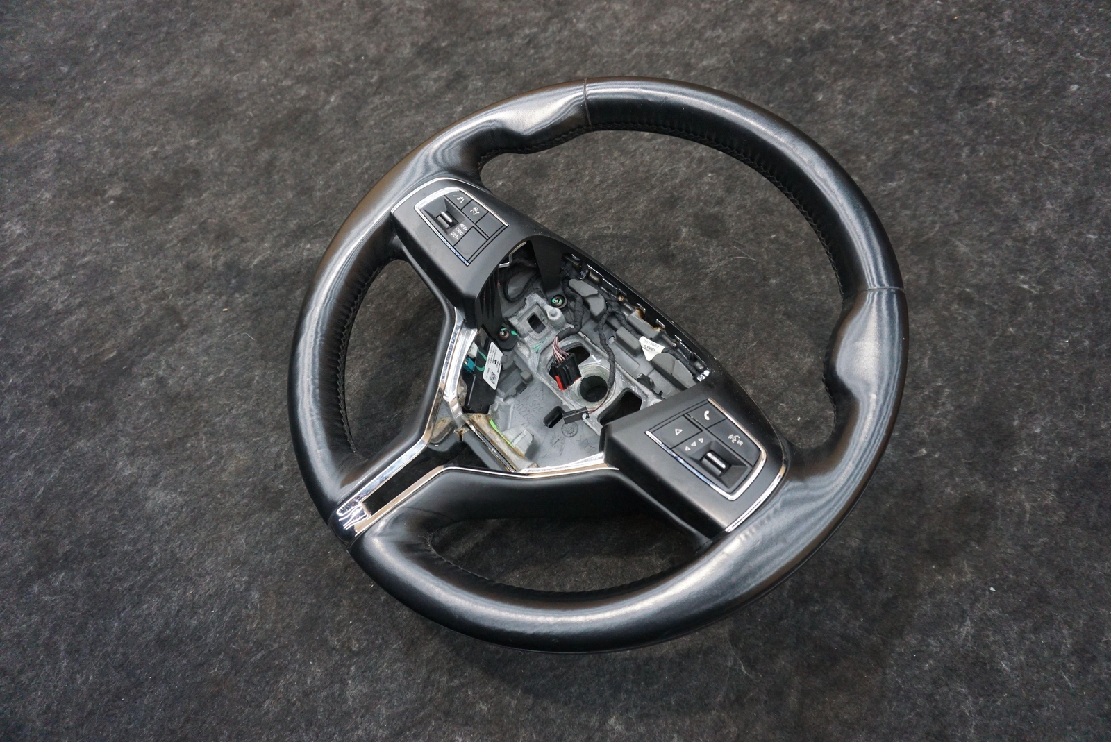 Driver Steering Wheel Leather 670112405 Maserati Quattroporte S M156 2017+ *Note