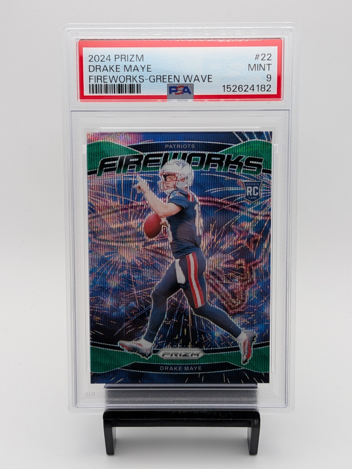 2024 Panini Prizm Fireworks #22 Drake Maye Fireworks-Green Prizm PSA 9