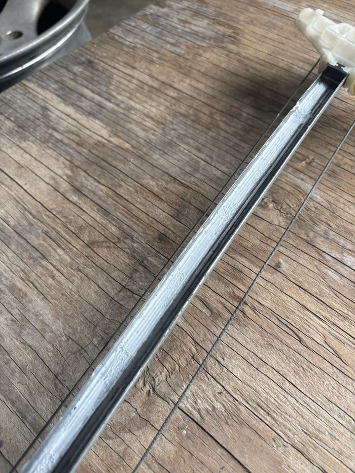 Regulador de ventana de puerta Honda Accord 2013-2017 con motor trasero derecho 72710-T2A-A03 Foto 3 de 4