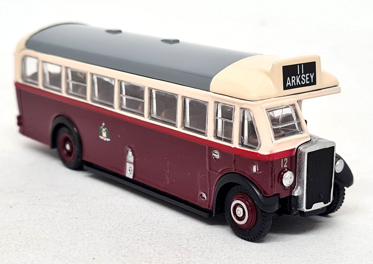 EFE 1/76 Leyland TS8 Tiger Type B Doncaster E18404 Diecast Scale Model Bus