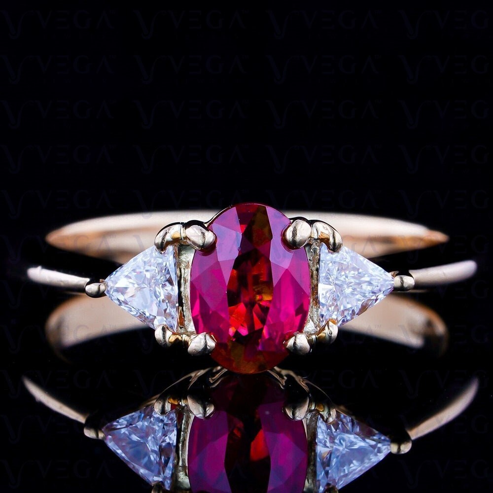 4.10Ct Oval Cut Natural Pink Ruby & Diamond Engagement Prong 4.10Ct Oval Cut Natural Pink Ruby & Diamond Engagement Prong