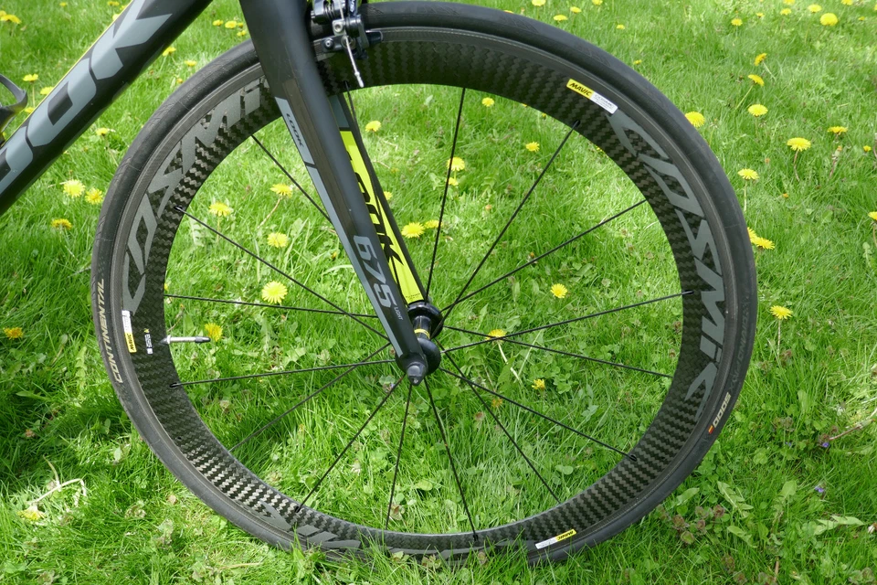 BICICLETA DE CARRETERA LOOK 675 DURA-ACE 9100 CARBONO MAVIC COSMIC TREK ENV RS 795 BLADE 785 Foto 3 de 4