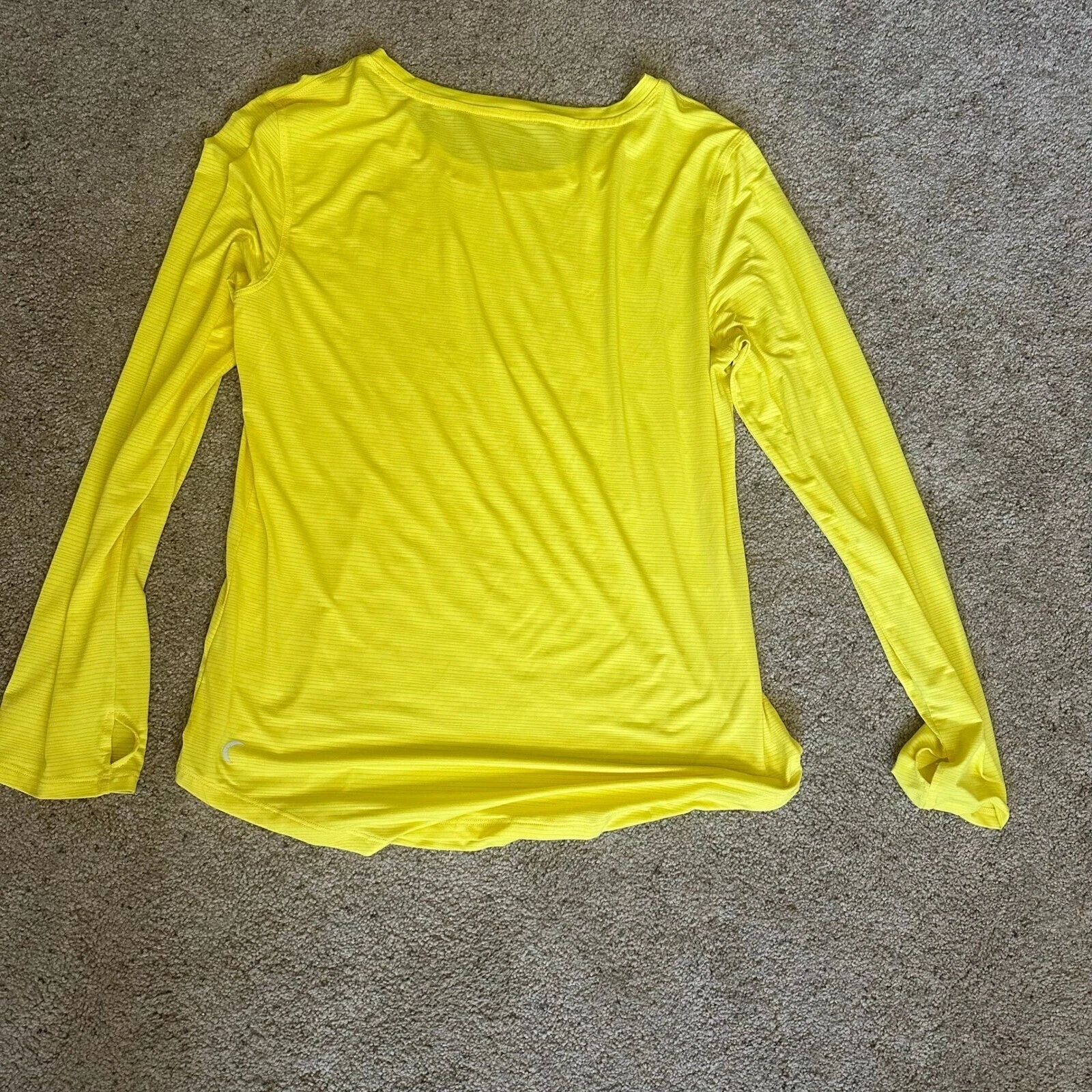 Zyia Active Long Sleeve Top Athletic Thumb Holes Lightweight Yellow Size L
