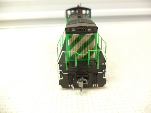 Athearn Ho 86842, SW1000, BNSF 3617, Tsunami 2 DCC Sound - Picture 2 of 4