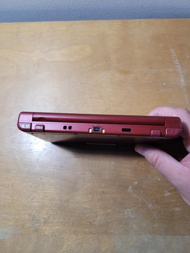 New Nintendo 3DS XL Red Console + Charger *Tested* - Picture 9 of 18
