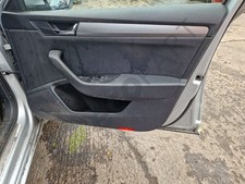 SKODA SUPERB MK3 (3V) Door CARD RIGHT FRONT