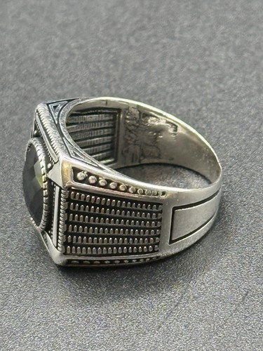 Anillo de caballero de ónix facetado pesado de plata de ley en nuevo estado talla 10,00 - Imagen 7 de 9