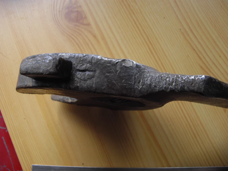 CLE    A MOLETTE  ANCIENNE N°45 - Photo 4/4