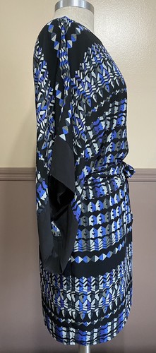 BCBG MaxAzria Lois Scarf Dress XS Womans Kimono Sleeve Blue Tie Waist Geometric - Picture 5 of 10