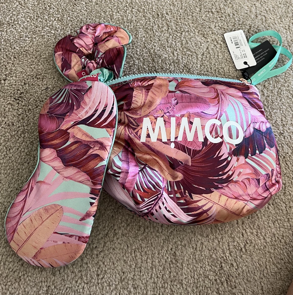 MIMCO VOYAGE TRAVEL Gift Set Tropical BNWT Mimco Travel Eye Mask Scrunchie Pouch