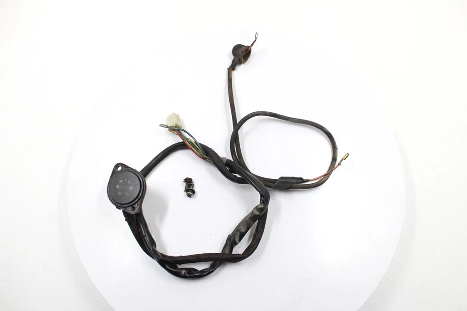 Suzuki GS700E 1985 OEM interruptor neutro sensor Foto 2 de 4