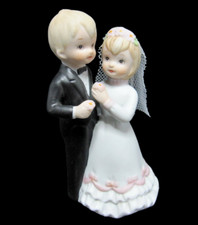 Vintage Lefton Bride And Groom Boy And Girl Ceramic Cake Topper Figurine 1985