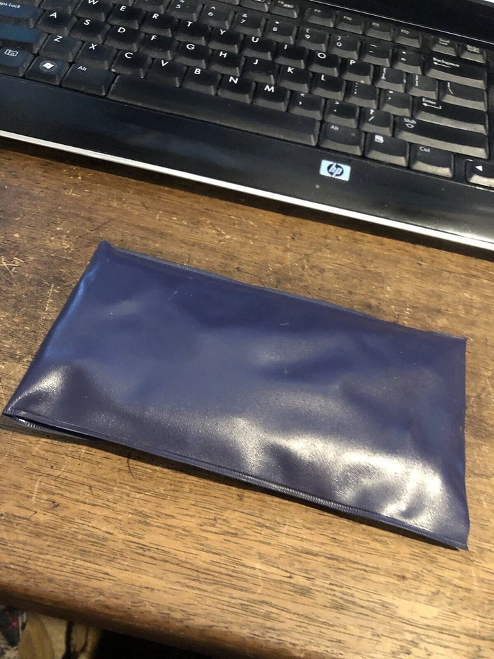 BOLSA DE HERRAMIENTAS HONDA GENUINA CON HERRAMIENTAS C100 CT90 CB175 MOTO EXCELENTE ESTADO. Foto 4 de 4