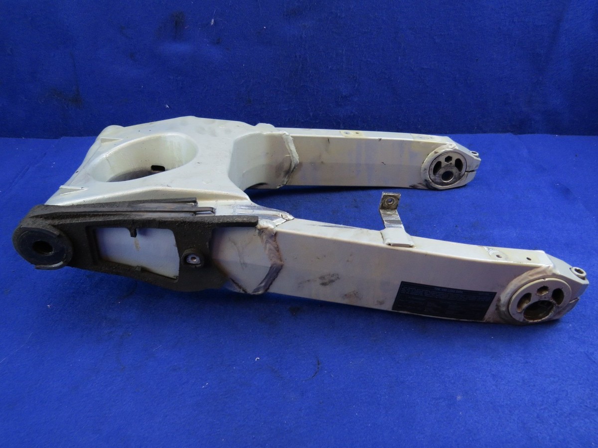 96 Kawasaki ZX11 Swingarm ZX 11 Ninja #221 Swing Arm Suspension