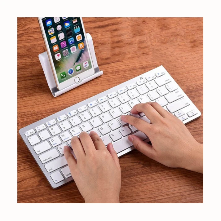 Teclado Mini Bluetooth Inalambrico QWERTY Español con Ñ Plata Blanco Universal - Imagen 2 de 4